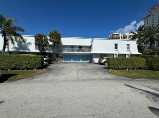 1280 Surf Rd APT 102, Riviera Beach, FL 33404