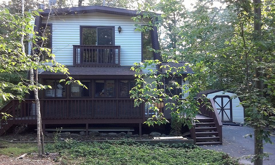 1st image of 225 Champlain Dr
