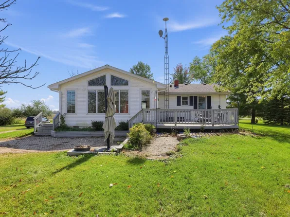 24321 W Trowbridge Rd, Millbury, OH 43447