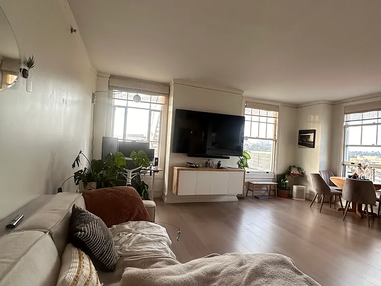 702 Ash St #701 — Photo 11