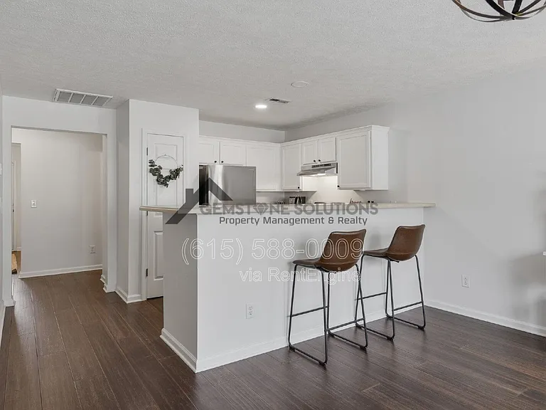 7111 Lenox Village Dr — Photo 12