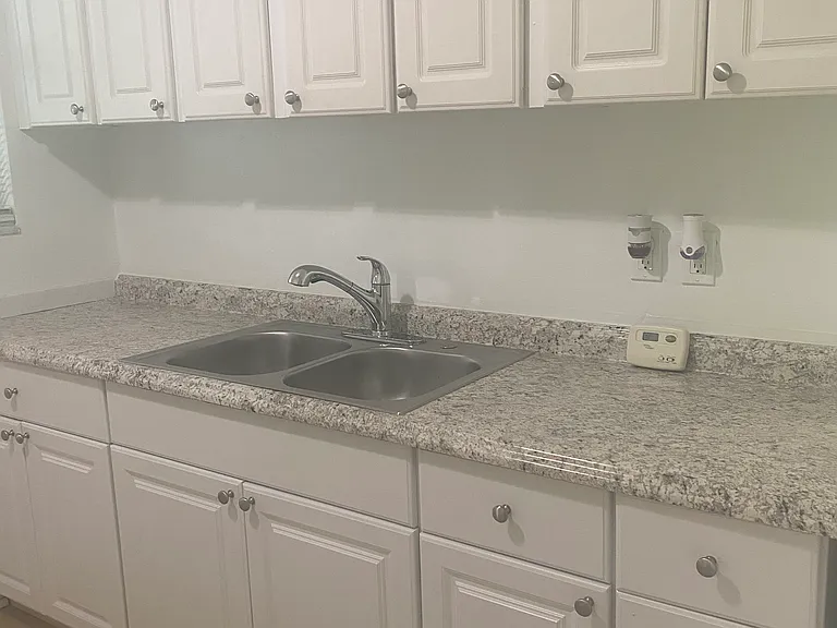 9436 N Elliot Way — Photo 3