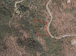 696 Pinnacle Falls Ln, Zirconia, NC 28790