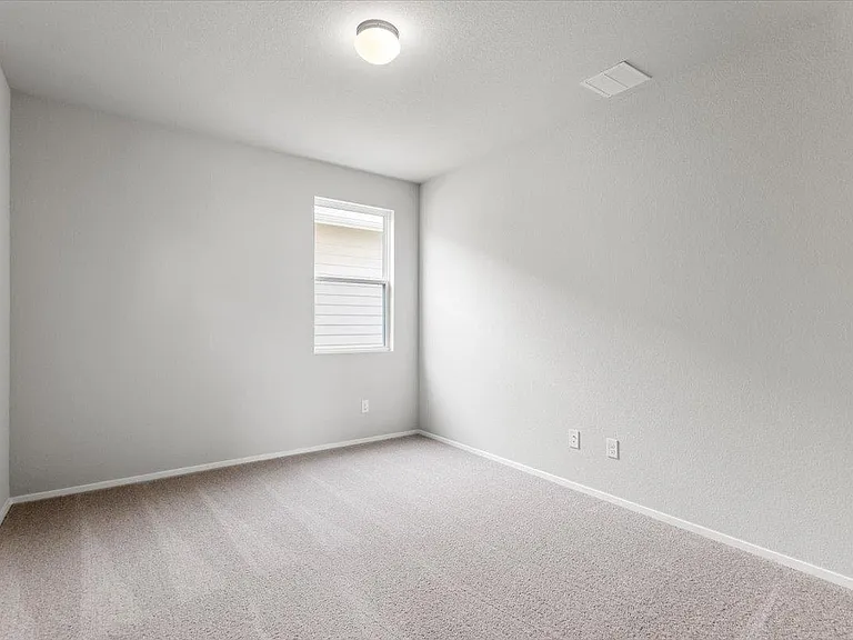 13300 Riding Dr — Photo 16