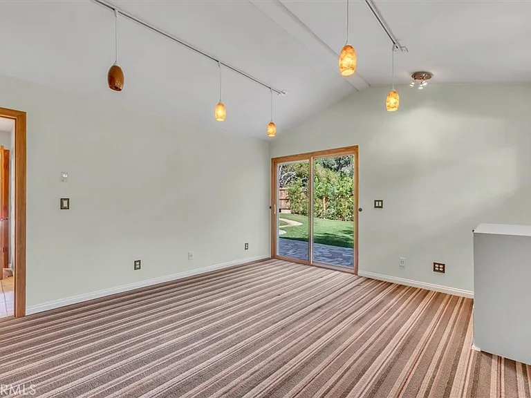 9824 Baden Ave — Photo 23
