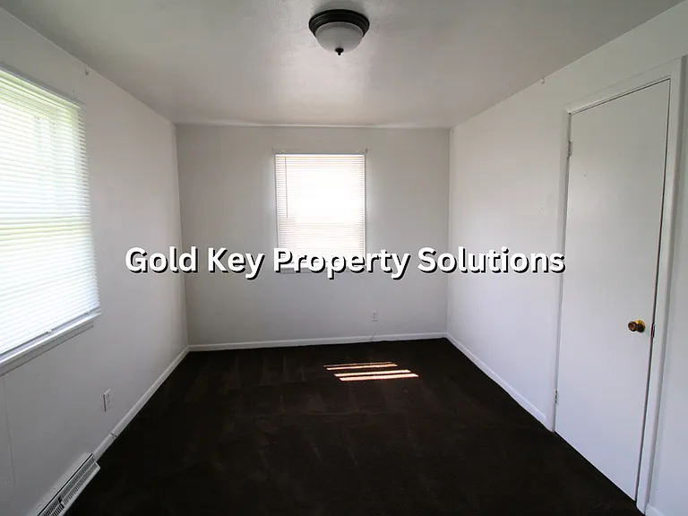 4105 Main Street — Photo 14