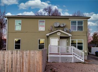 831 Potters Ave, Providence, RI 02907