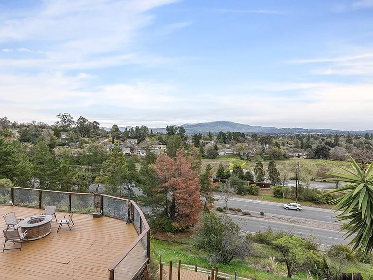 2838 Madeira Way — Photo 10