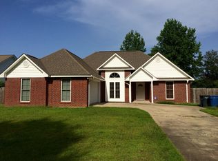 3712 Tangerine St, Ocean Springs, MS 39564
