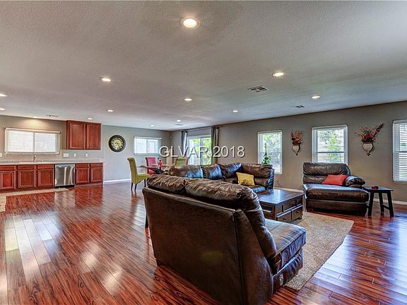 5th image of 3901 Black Peak Ct