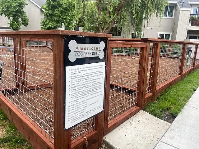 Americana Apartments — Photo 3