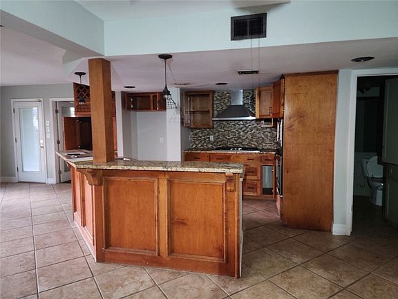 4th image of 131 Woodhaven