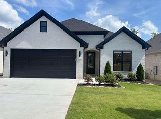 110 Wedgewood Cv, Little Rock, AR 72204