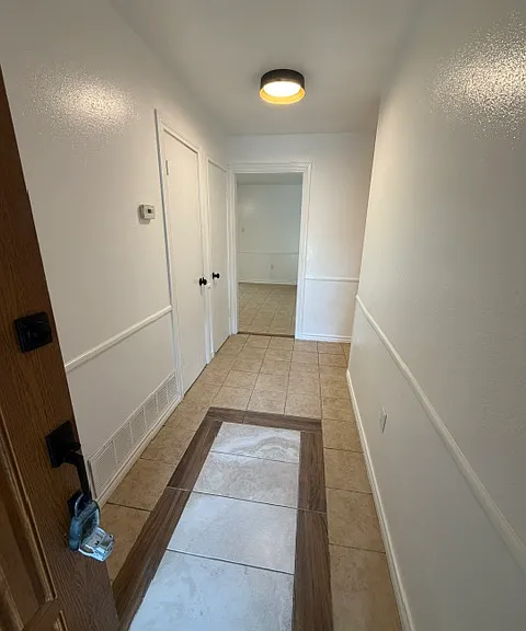 1007 S 29th St — Photo 3