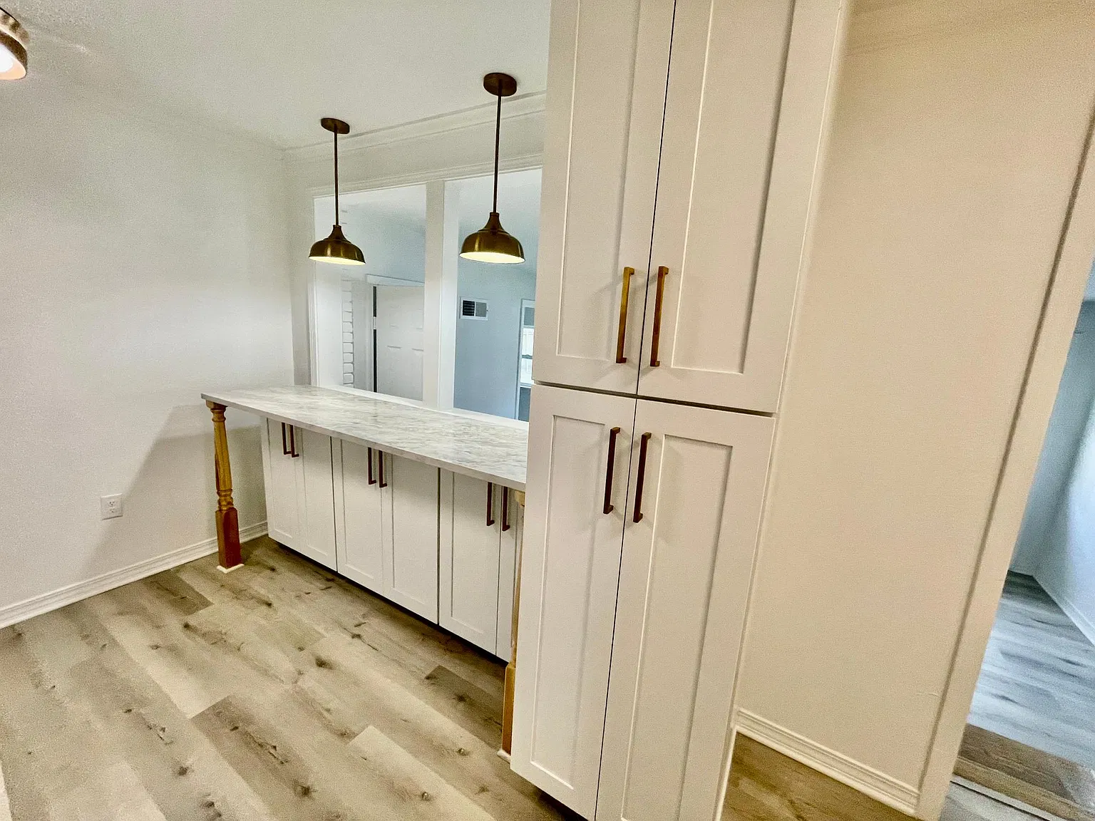 4 bed, 1600 sqft, $2,500 — Photo 4