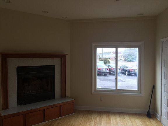 4th image of 1942 E Ocean View Ave APT A