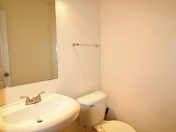 2nd image of 4701 Rockport Dr