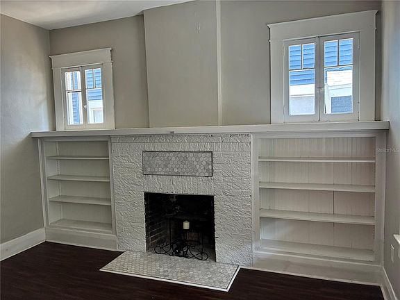 4th image of 611 S Willow Ave