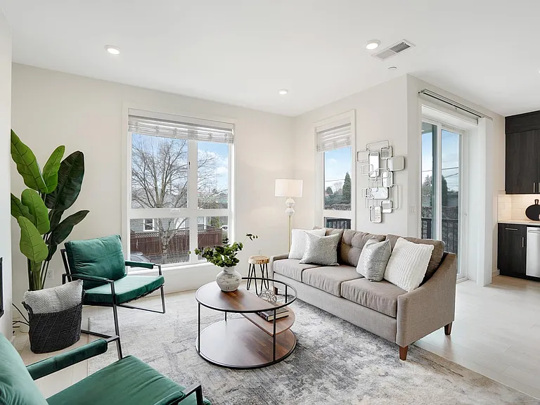 1270 N Wygant St #2 — Photo 3