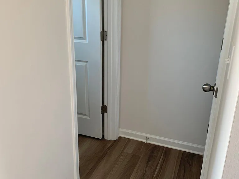 306 Sagecroft Ln — Photo 12