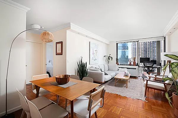 1st image of 111 W 67th St APT 36B