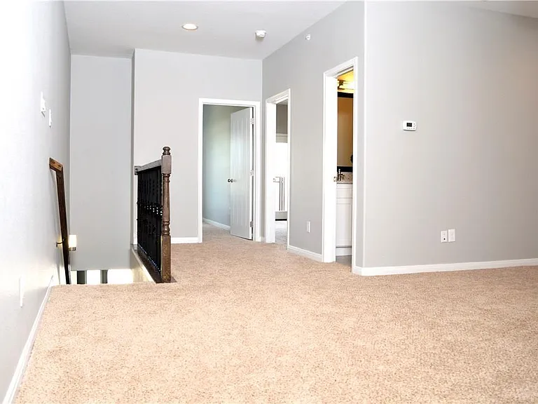 121 Kimbel Kourt — Photo 9
