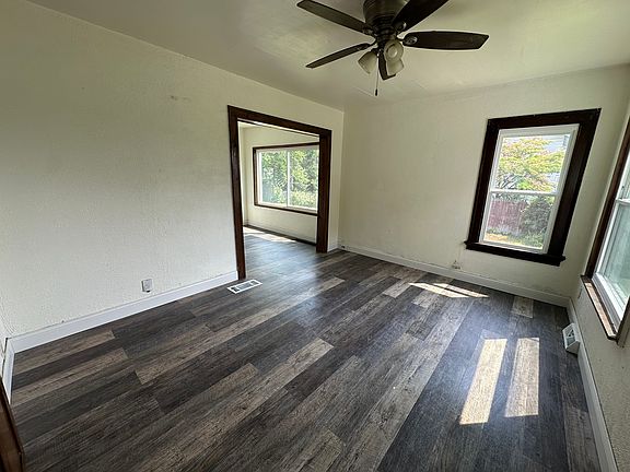 5th image of 1525 White St