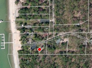 4694 Mar Jean Dr, Boyne City, MI 49712