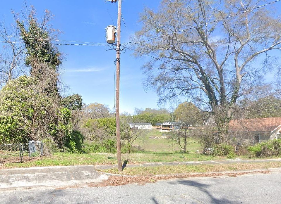 2nd image of 222 Church St