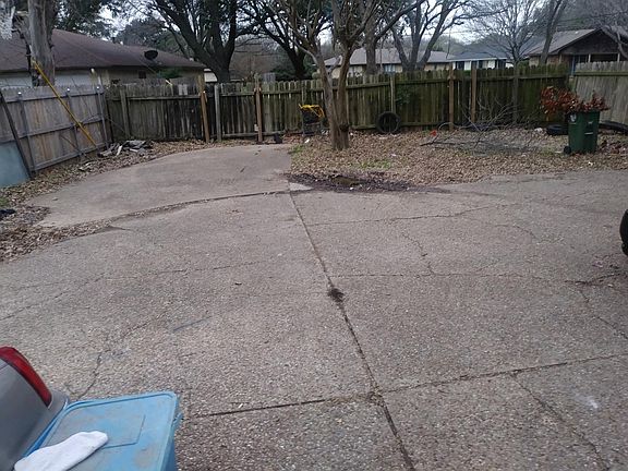 2nd image of 5512 Lake Highlands Dr