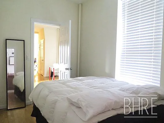 Rented by Brooklyn Heights Real Estate Inc | media 10