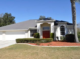 2717 Buckhorn Oaks Dr, Valrico, FL 33594