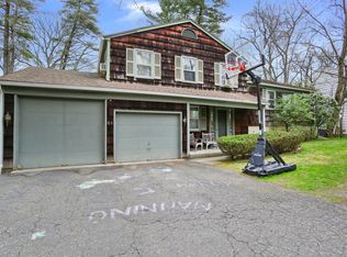 61 Laddins Rock Rd, Old Greenwich, CT 06870