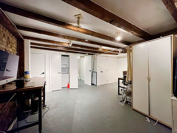 5th image of 272 S 2nd St APT 1