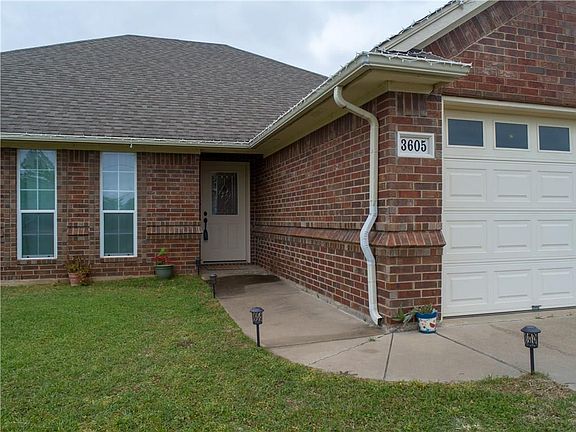 2nd image of 3605 Mandy Dr