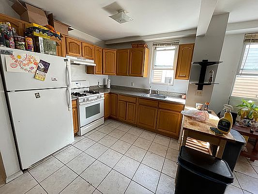 1st image of 2828 43rd St #2