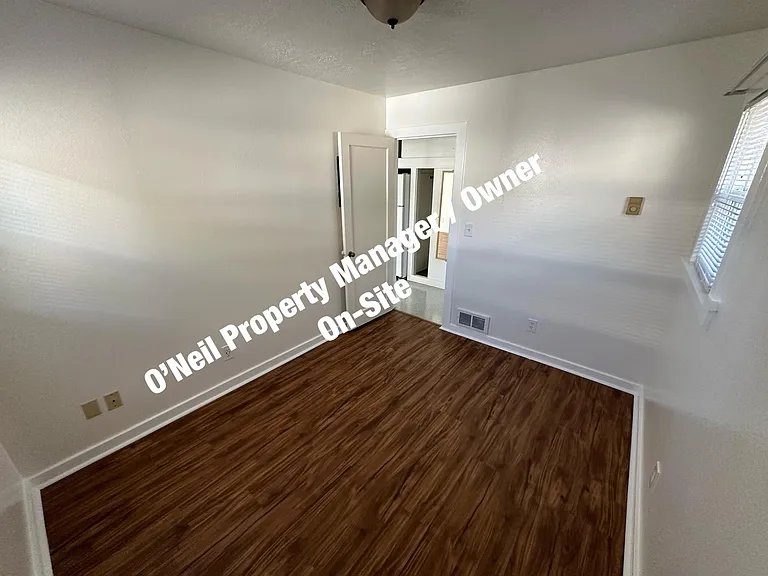 42 Irving Ave #4 — Photo 10