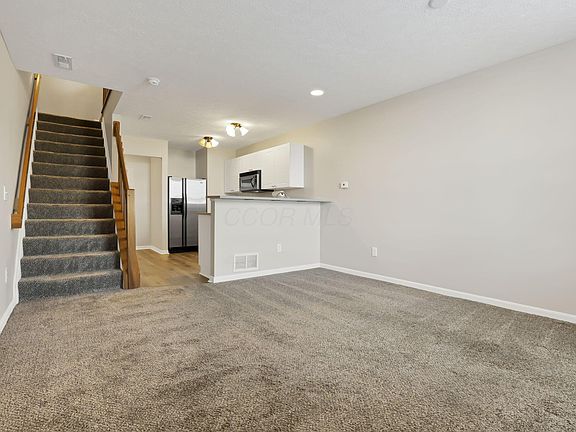 4th image of 7029 Pleasant Colony Way