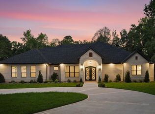 7111 Lorna Rd, Montgomery, TX 77316