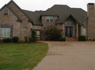 10800 W Bristol Ct, Centerton, AR 72712