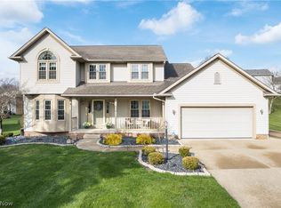 6373 Harbor Dr NW, Canton, OH 44718