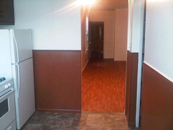 4th image of 7032 65th Pl APT 2L