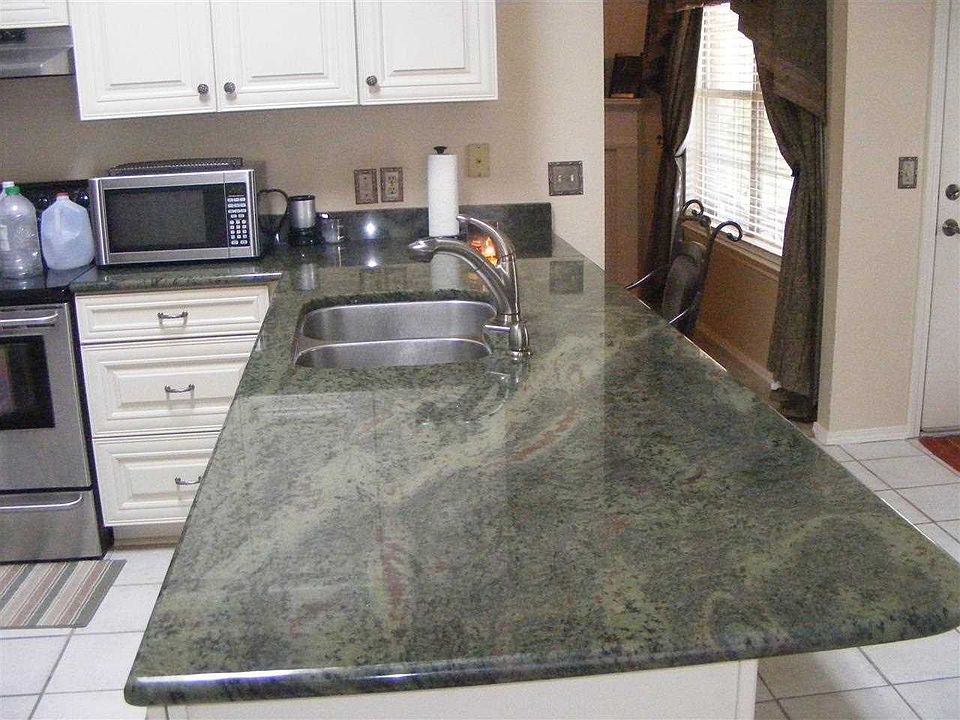 1st image of 3212 Mariners Dr