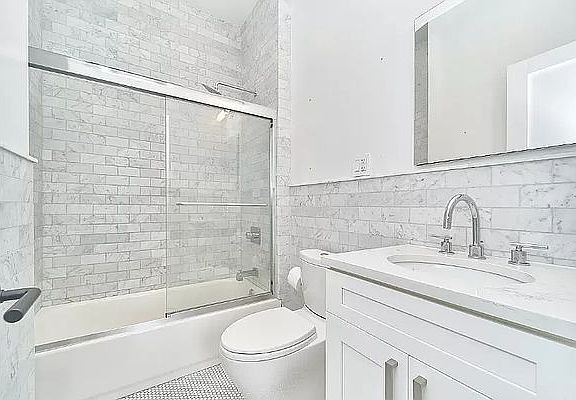 5th image of 42 Market St #5F