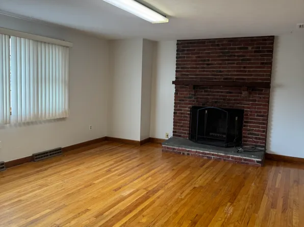 658A Ellington Rd #A, South Windsor, CT 06074