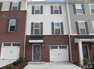538 Pemberwich Pl, Cary, NC 27519