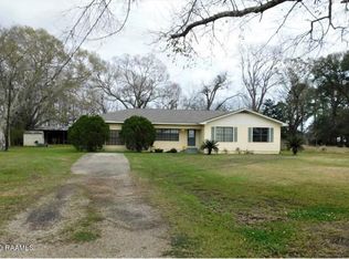 2308 Coteau Rd, New Iberia, LA 70560