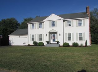 270 Highcrest Rd, Wethersfield, CT 06109