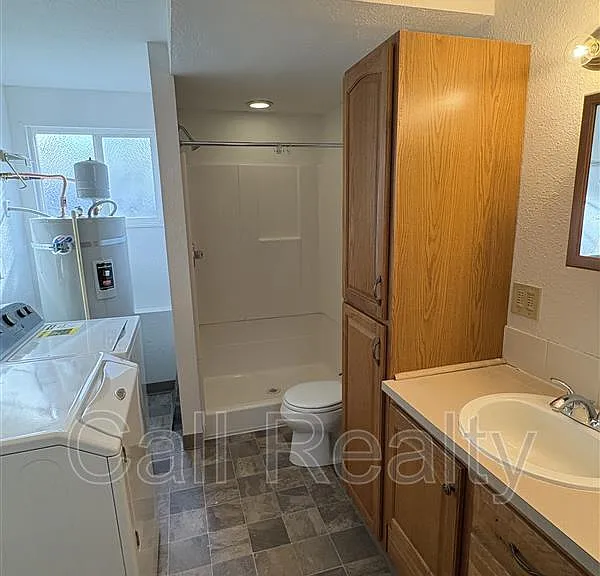 3911 S Moffitt Rd — Photo 9