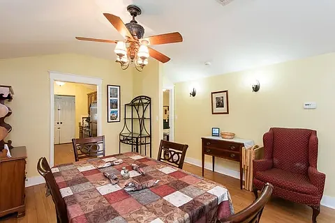 1361 Walker Ave — Photo 3